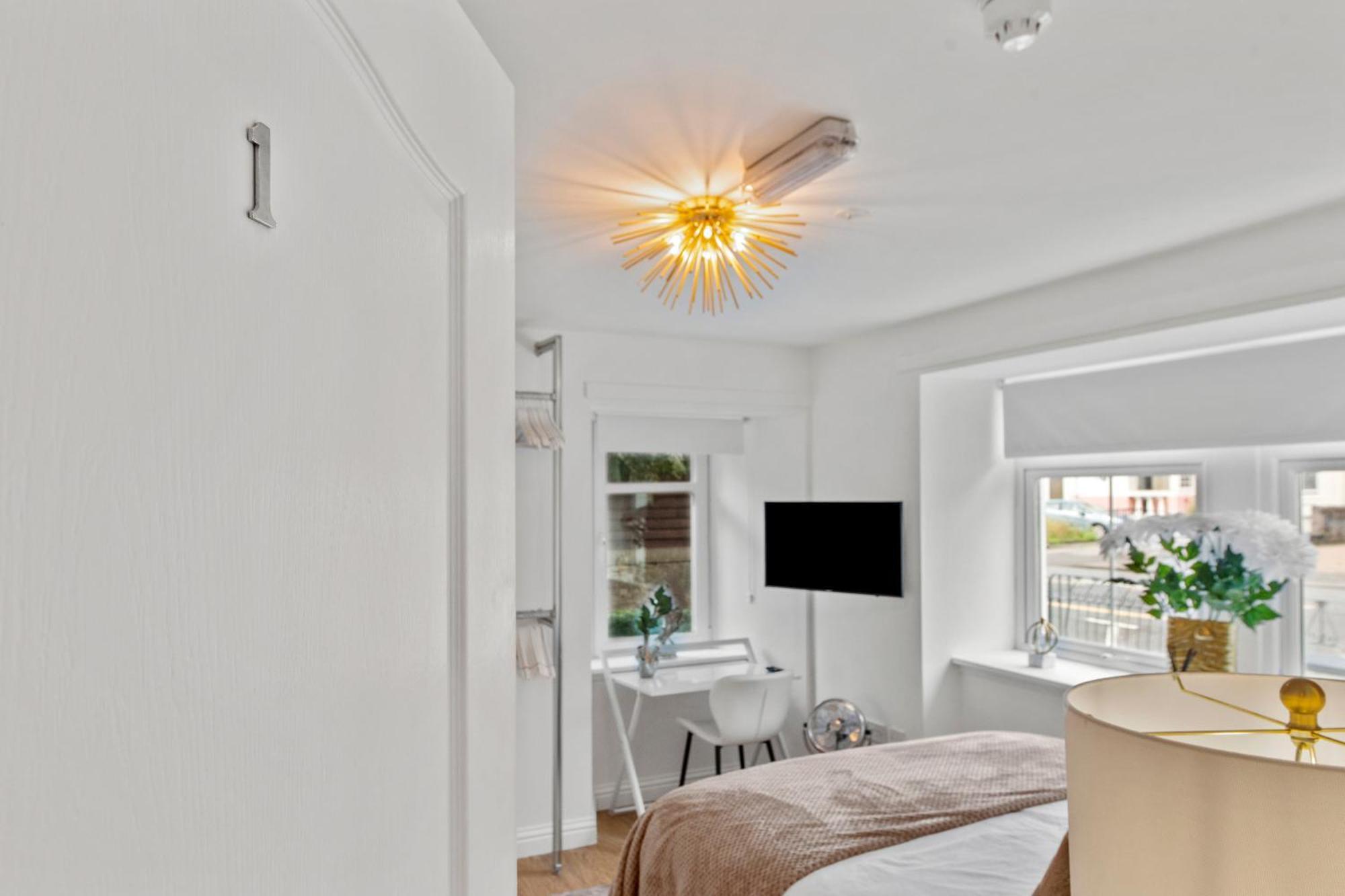 Causeway House Hotel Стърлинг Екстериор снимка